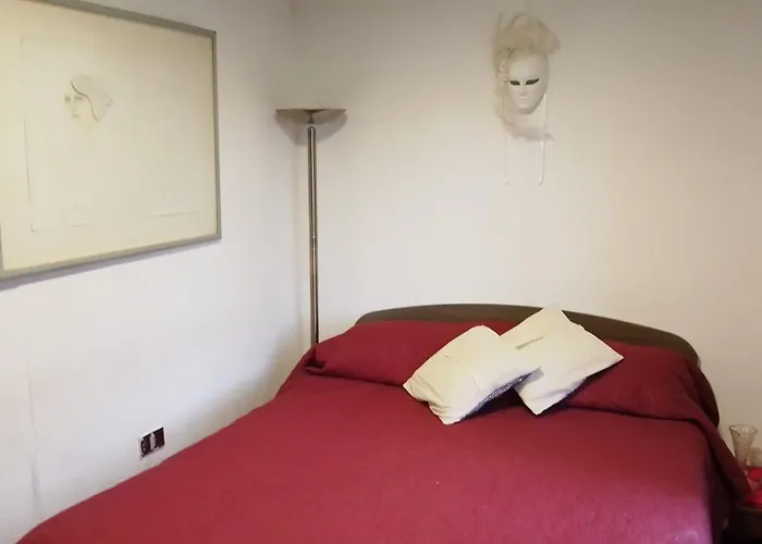 La Casa De La Nueva Poesia